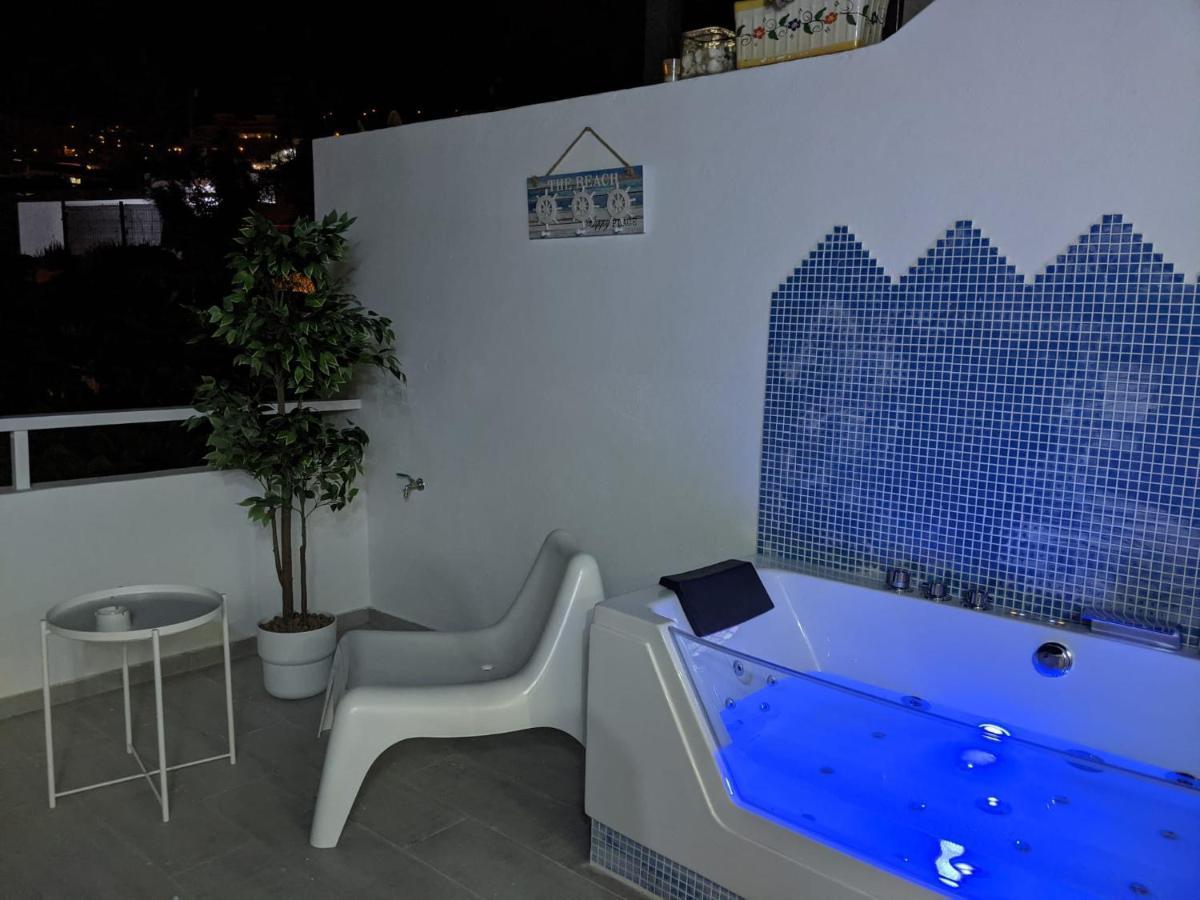 אדחה Jacuzzi Suite, Sueno De Pakito מראה חיצוני תמונה
